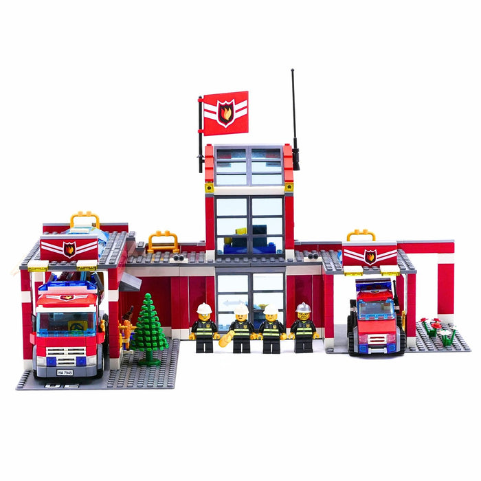 LEGO City 7945 Tűzoltóállomás