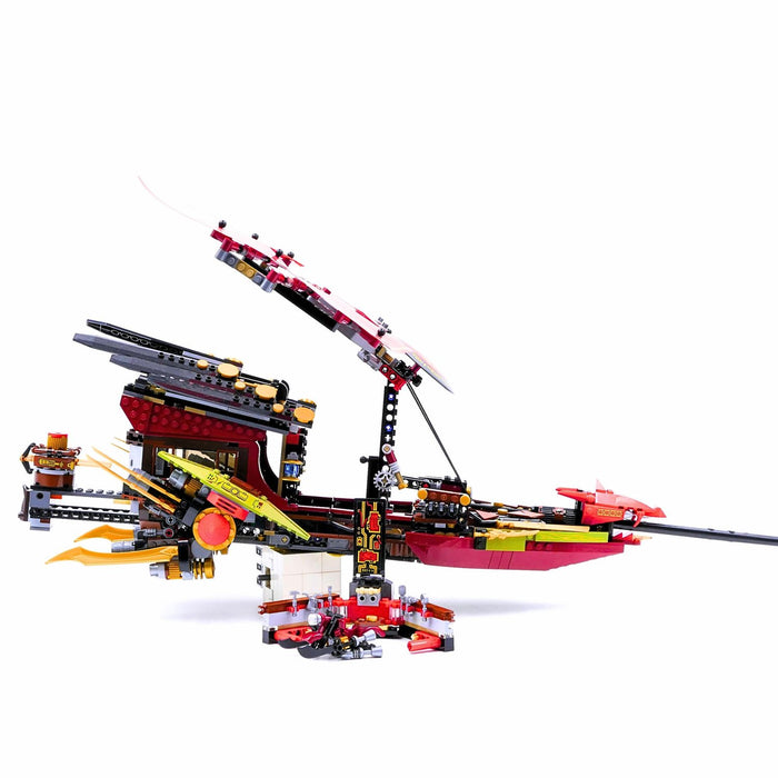 LEGO Ninjago 70738 A Sors Adománya utolsó repülése